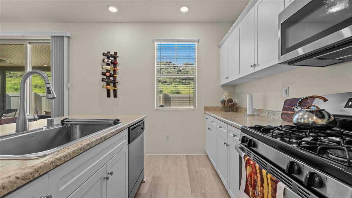 17114 Gray Pine Pl, San Bernardino, CA 92407