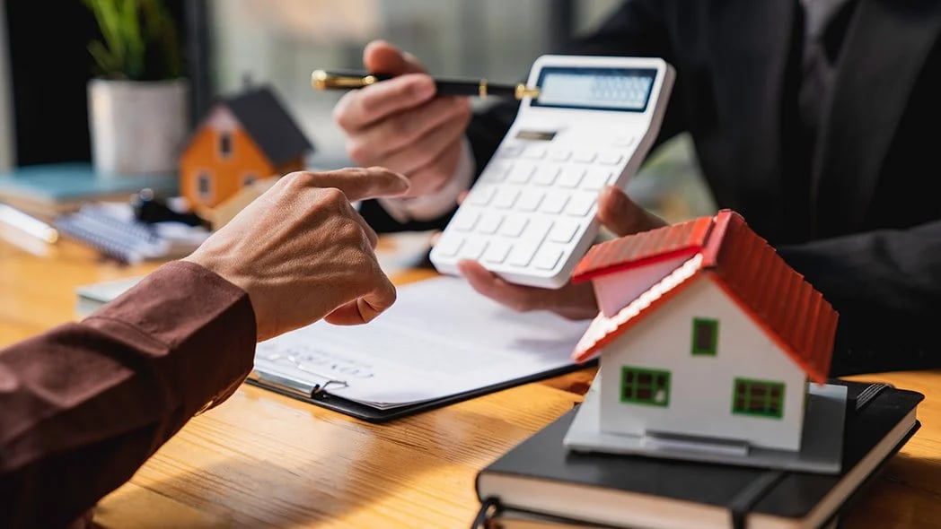 Is It Better to Sell My Atlanta Home Fast to a Cash Buyer or List with an Agent in 2025–2026?
