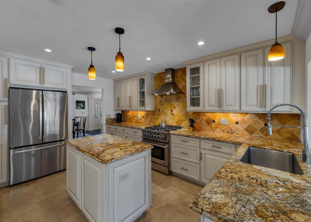 633 4th Key Dr
