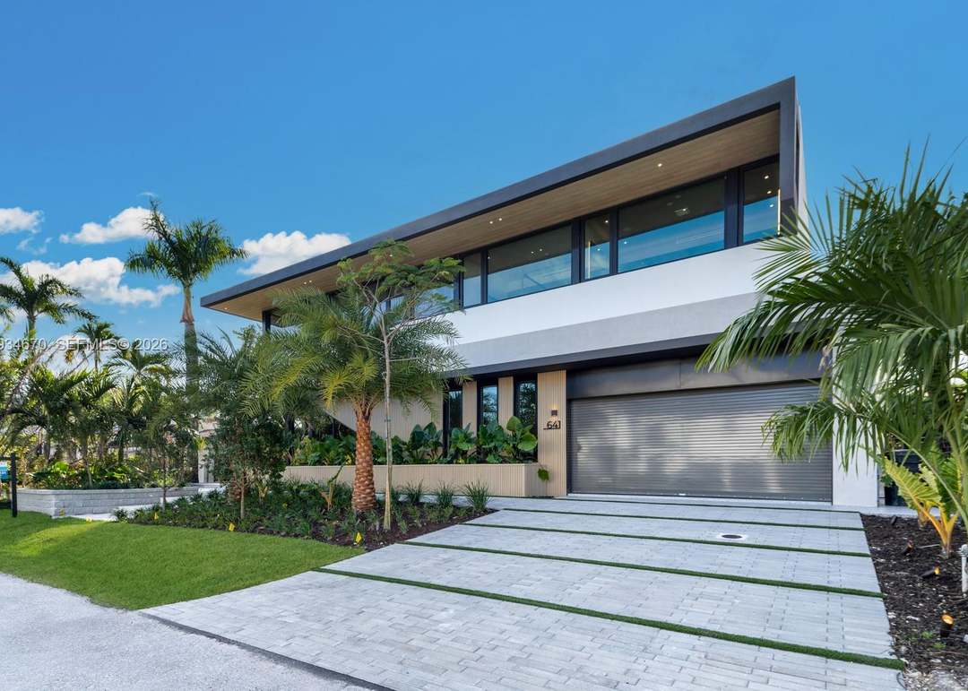 641 Flamingo Dr