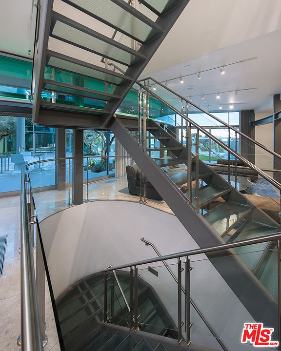 Estate Opulent