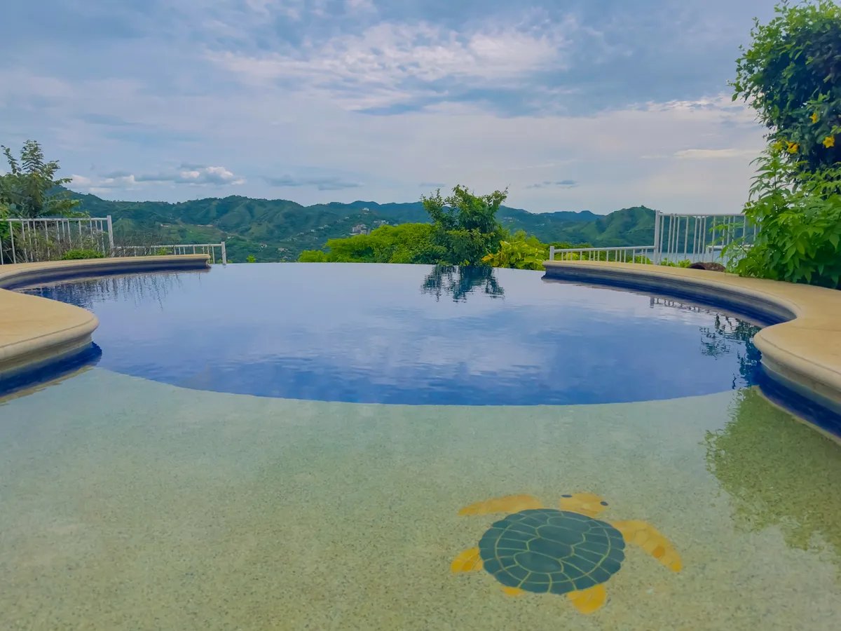 Ocean View Home in Altos del Cacique