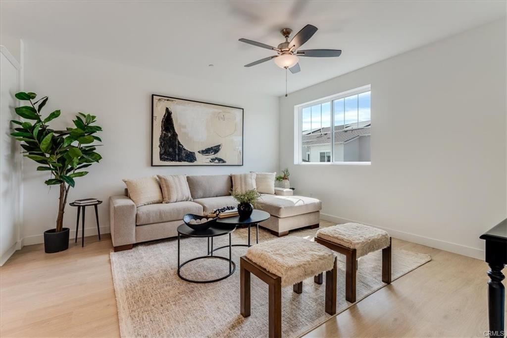 1198 Tiburon Way