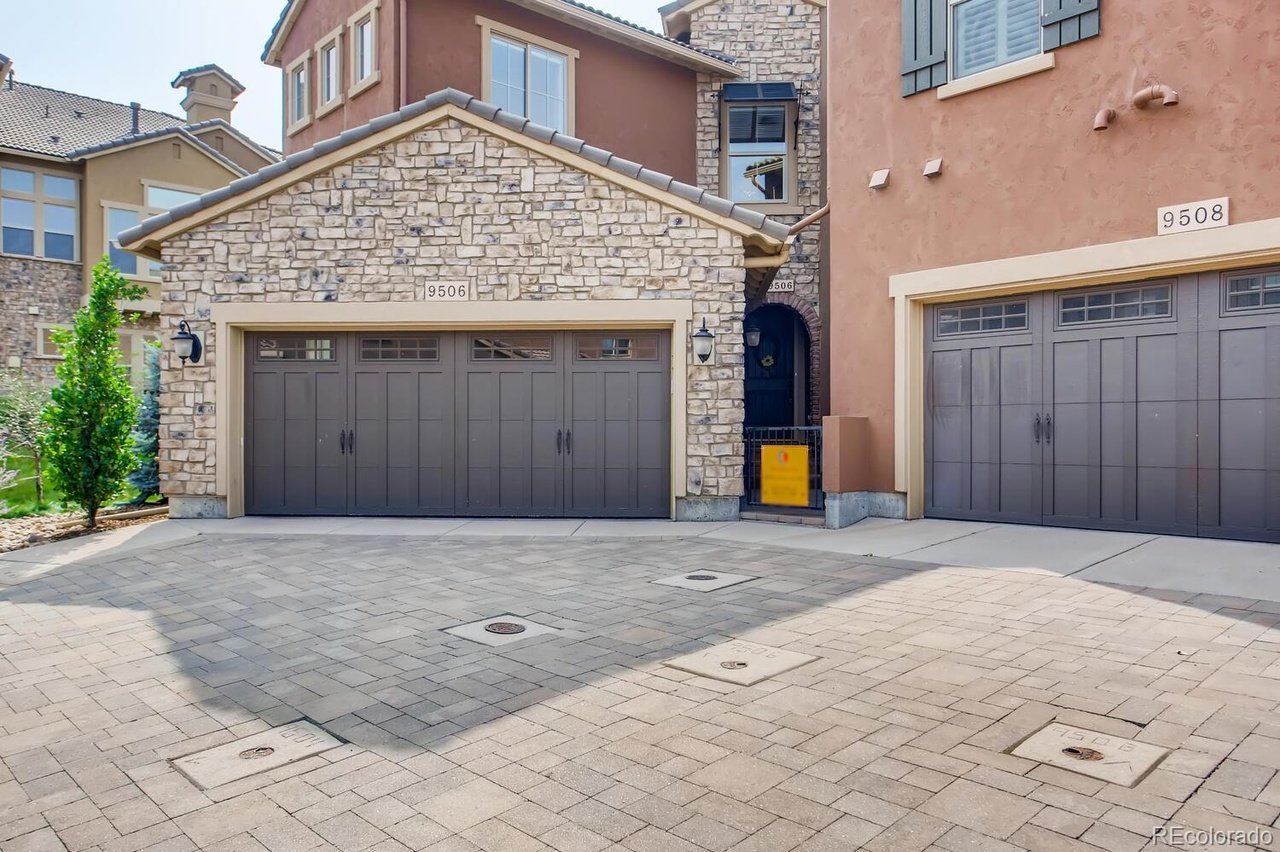 9506 Pendio Ct