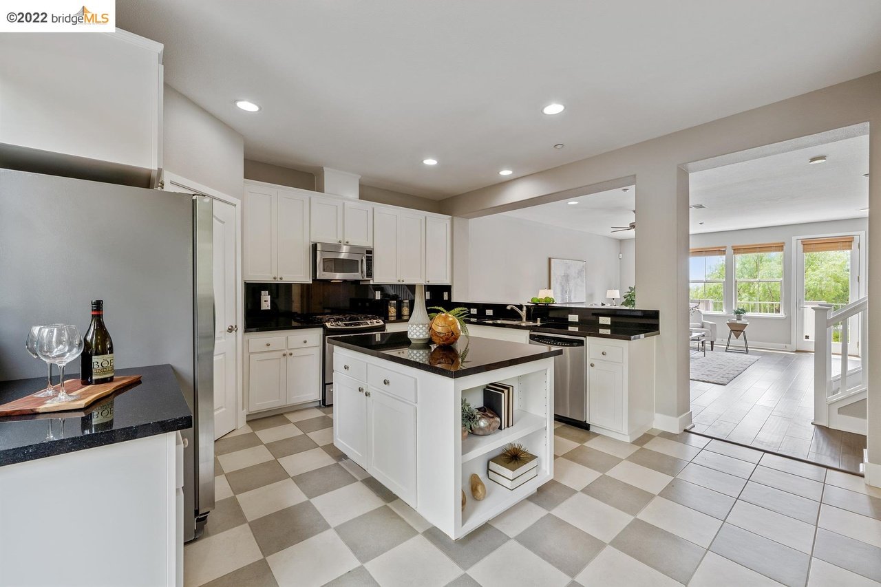 6005 Old Quarry Loop