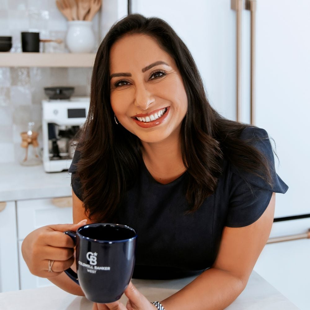 Liz Garcia Chula Vista, CA Real Estate Agent Headshot