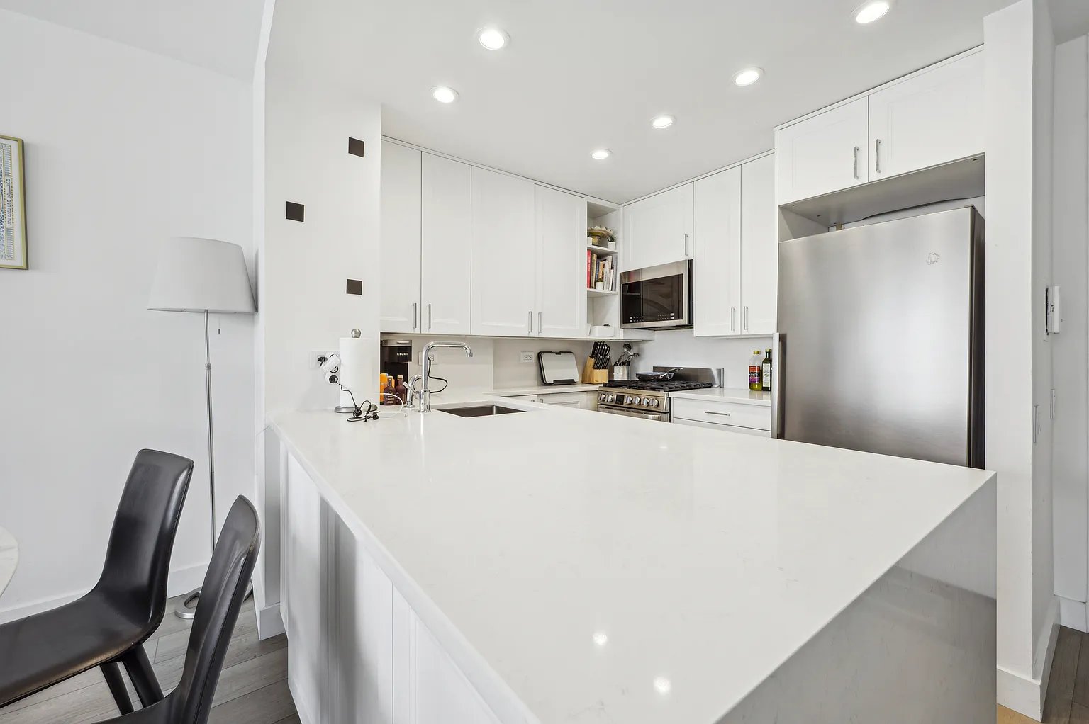 215 W 95th St APT 9J