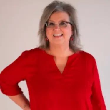 Deb Cappello Bayside, WI Real Estate Agent Headshot