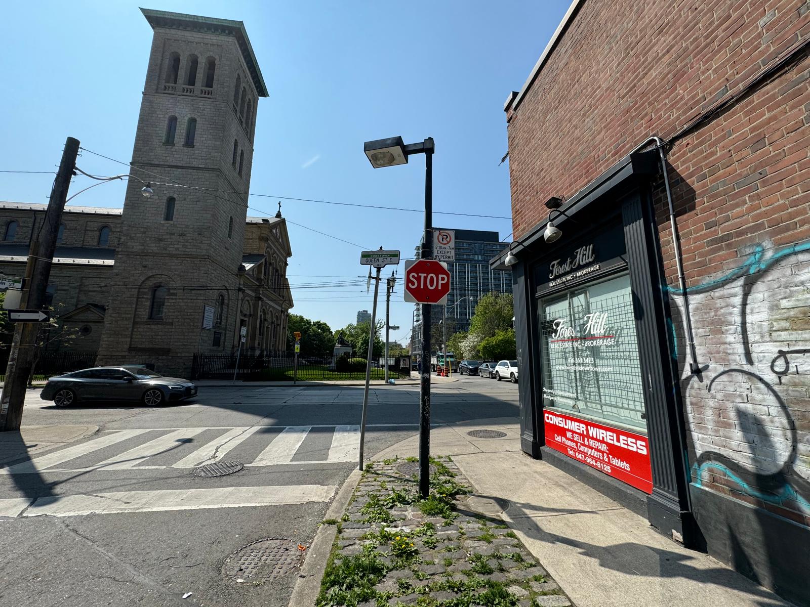 384 Queen Street, Toronto