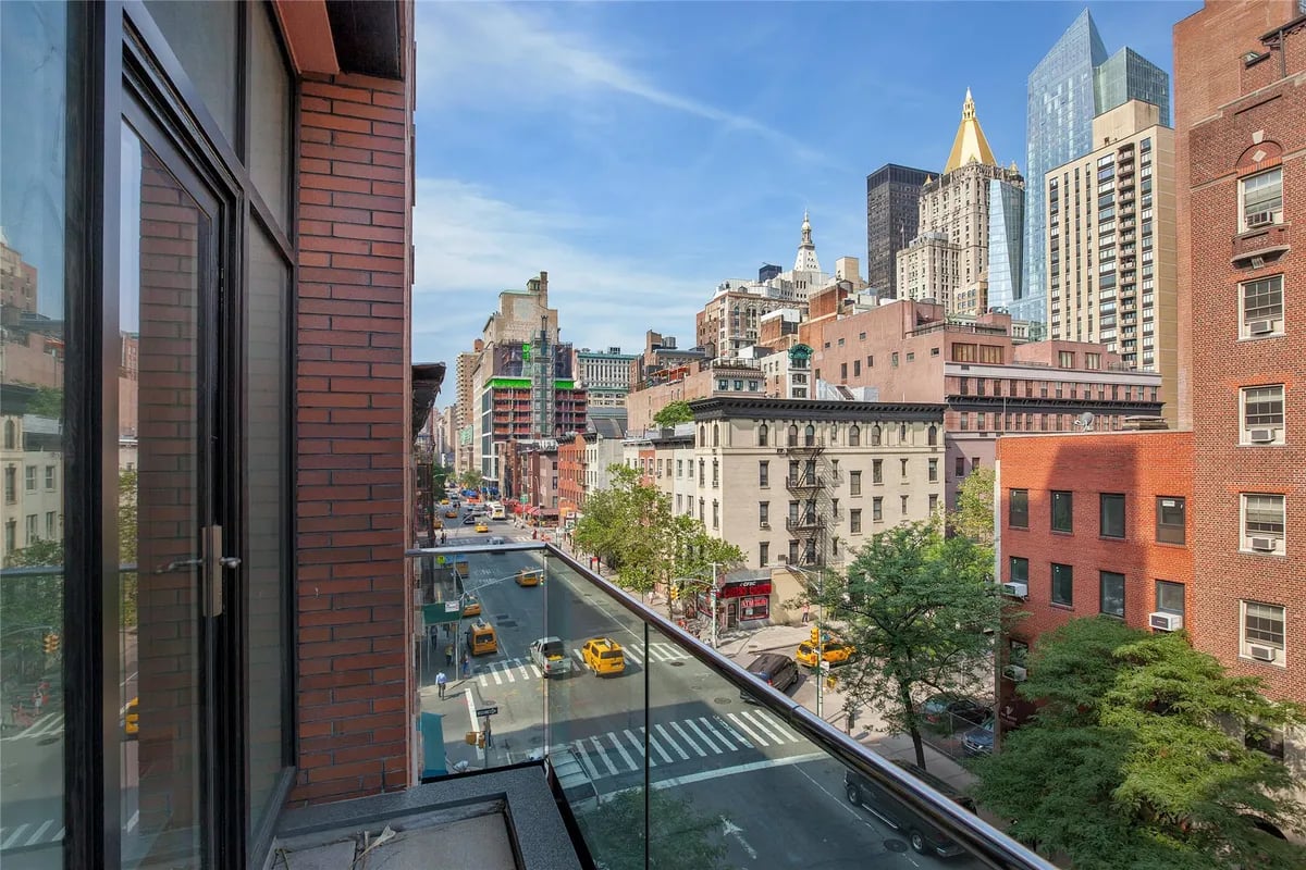 147 Lexington Avenue, PH