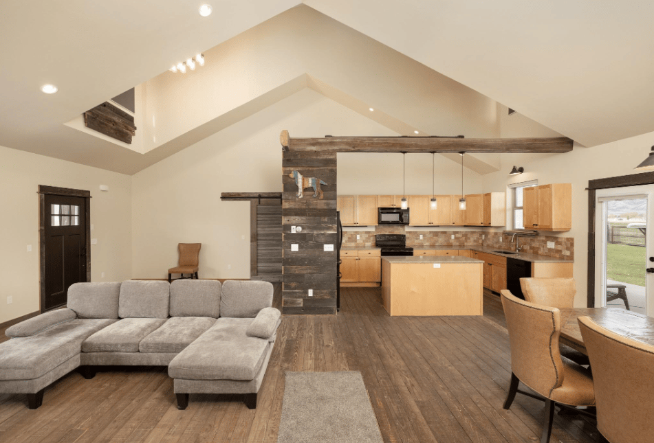 1704 Roundup Boulevard