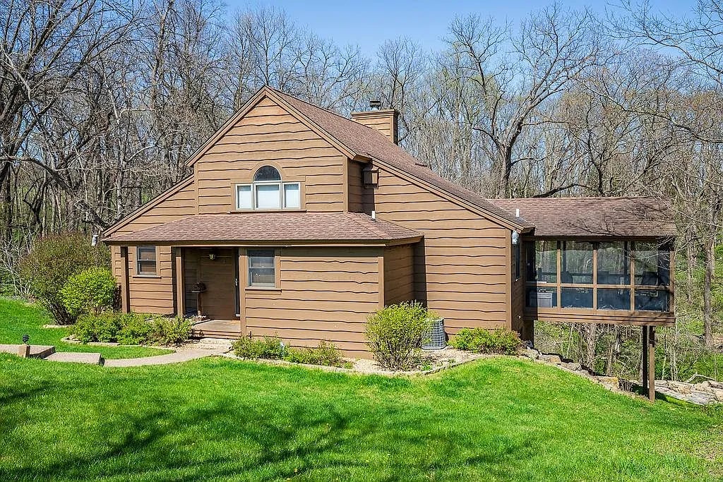 3 Obadiah Dr