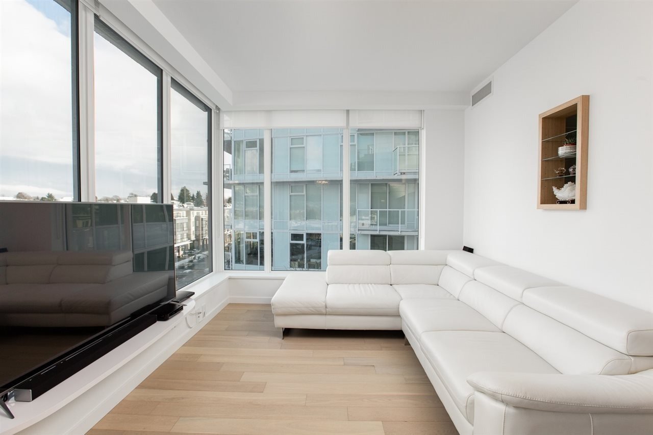 2220 Kingsway, #608