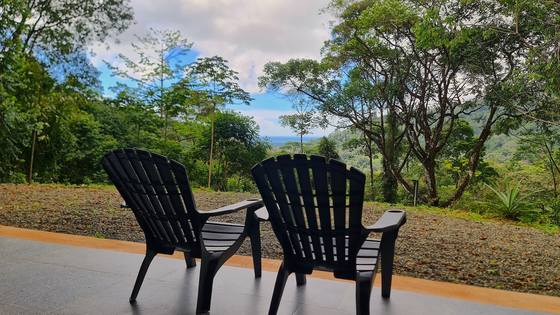 4 Bedroom luxury ocean view home in a Gated Cummunity
