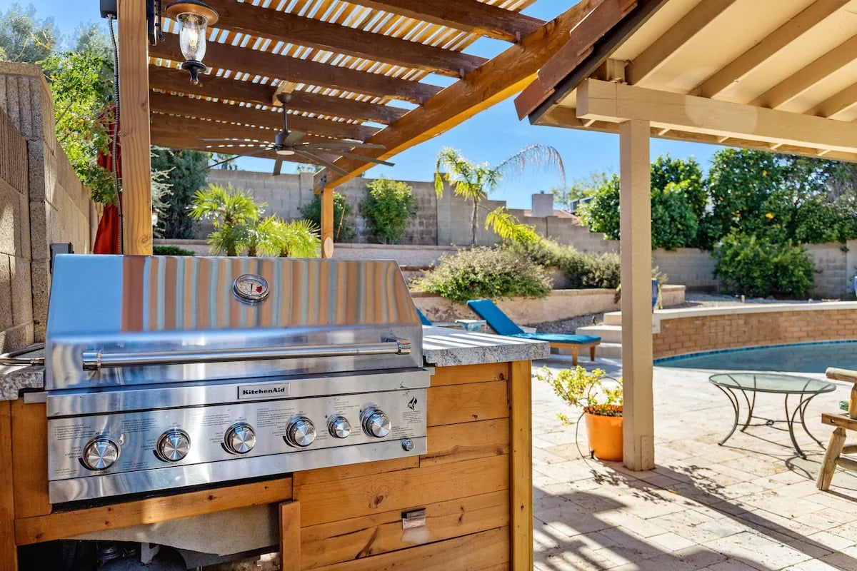 AZ Relocation? Heated Pool, Game & Exercise Room