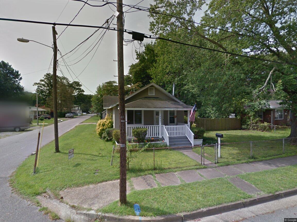 4847 Elmhurst Ave