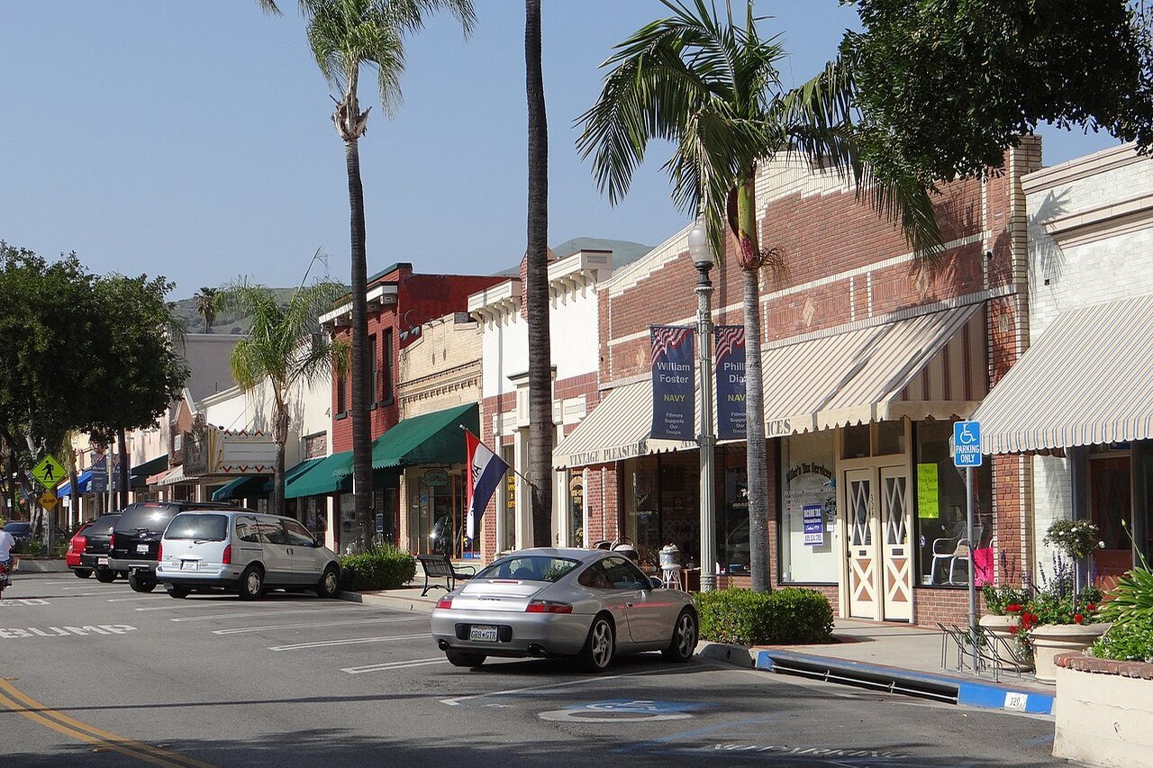 Central Avenue in downtown Fillmore, April 2012