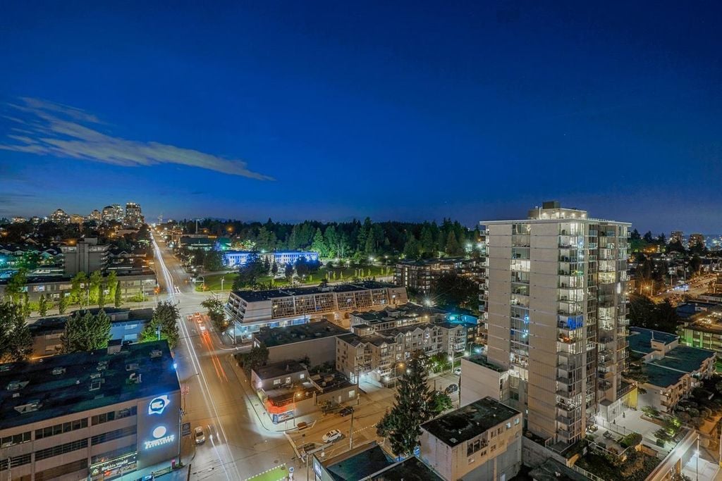 610 Victoria St, #2102