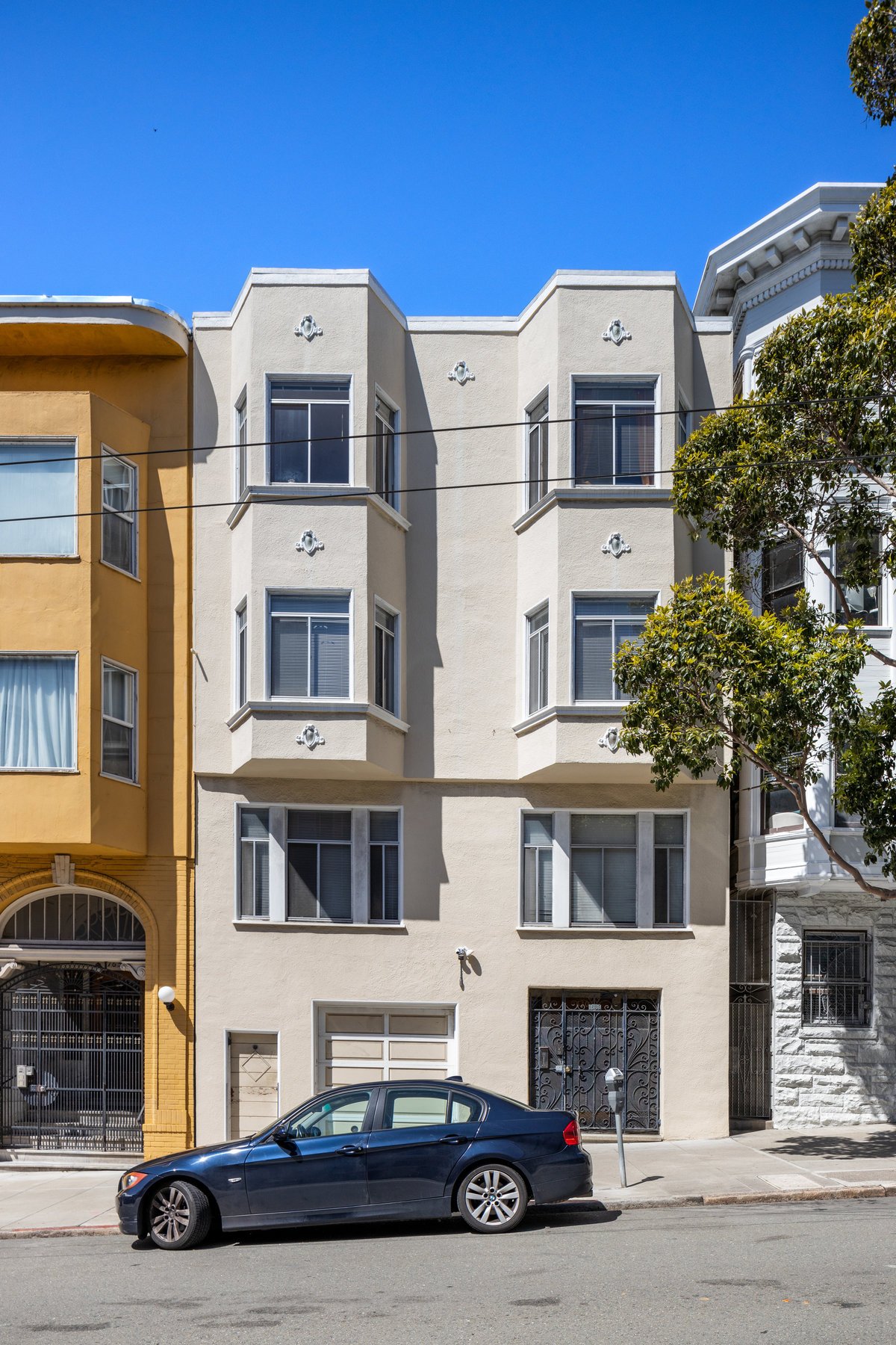 1630 Sacramento Street | 6 Units