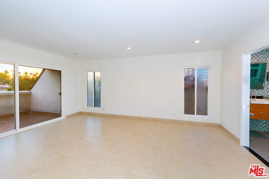 226 Le Doux Rd