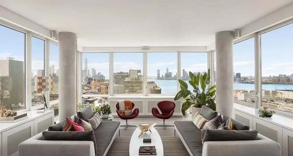 Co‑op vs Condo in Williamsburg: What to Know Before You List or Buy