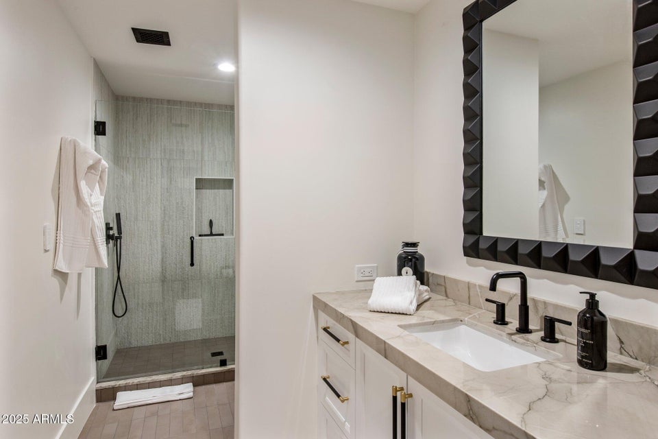 11268 E Moonlight CYN