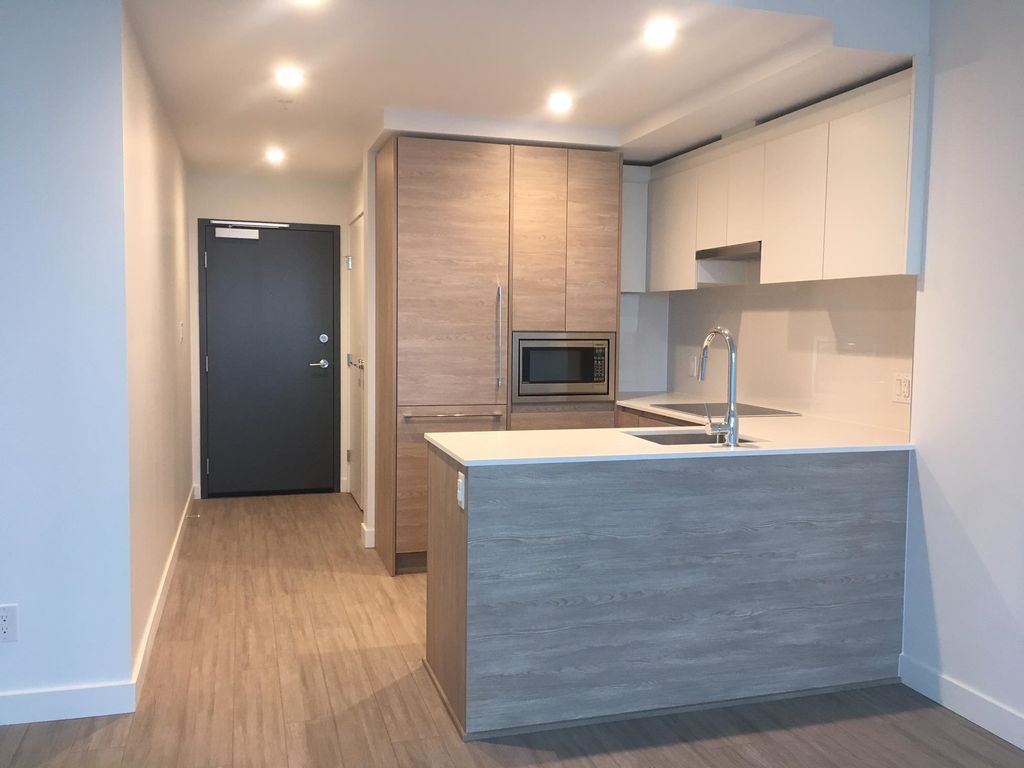 13615 Fraser Hwy, #2102