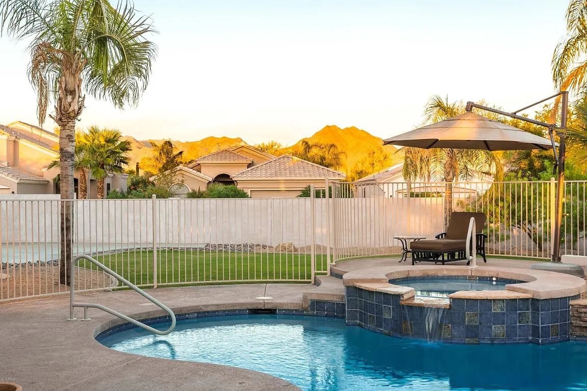 8177 E Rita Dr