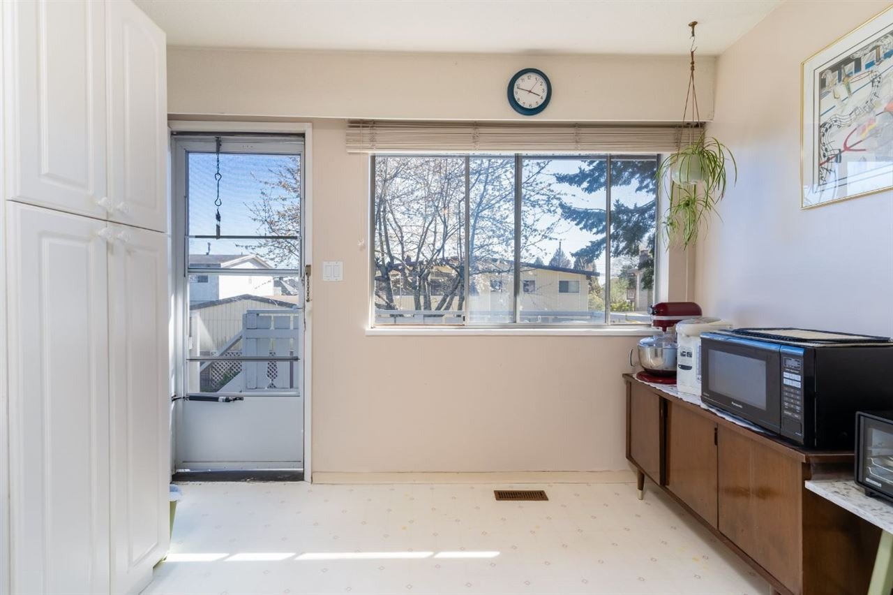 3440 Springthorne Cres