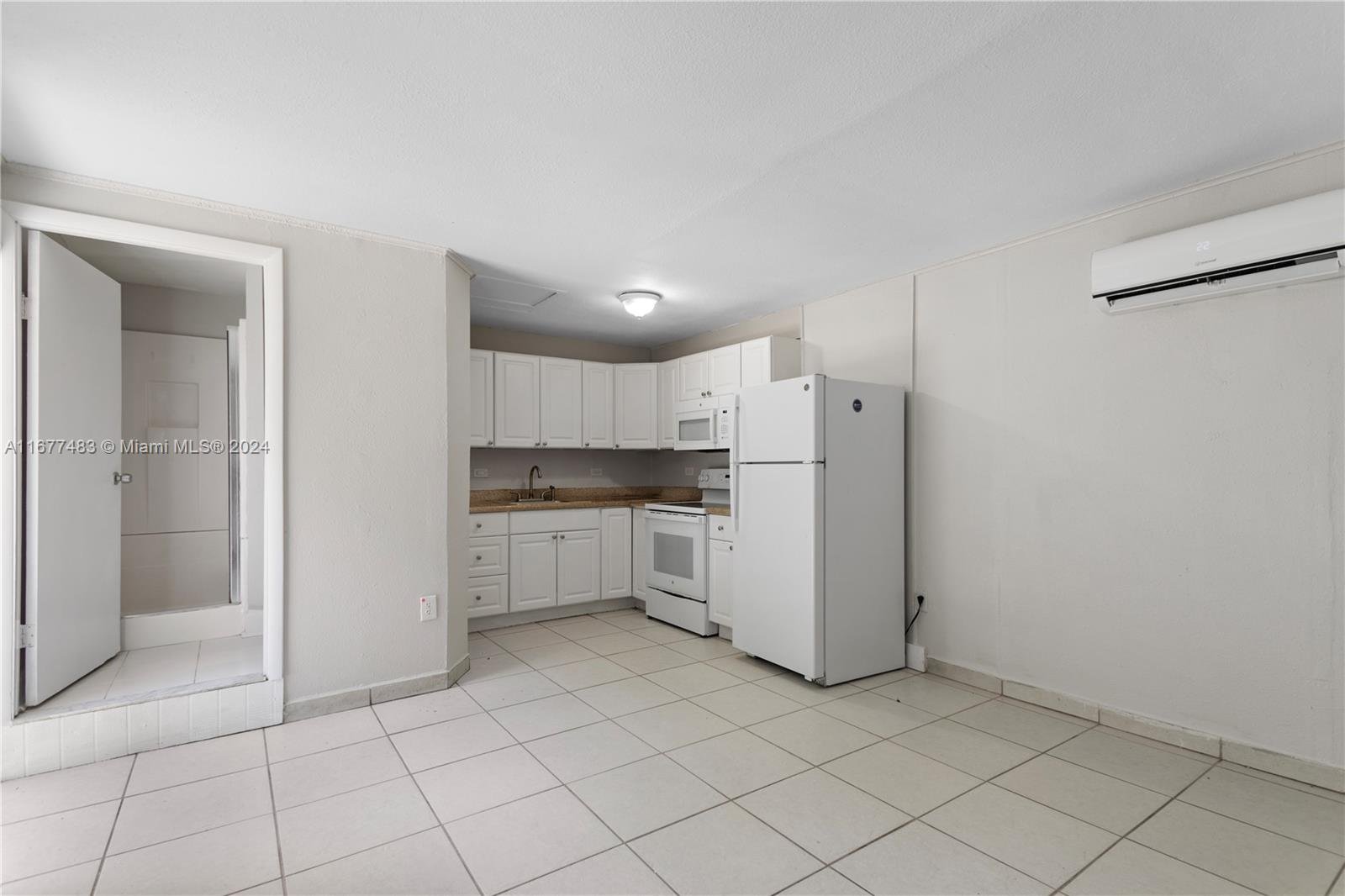 503 Avenida Hermosa, West Palm Beach, FL 33405