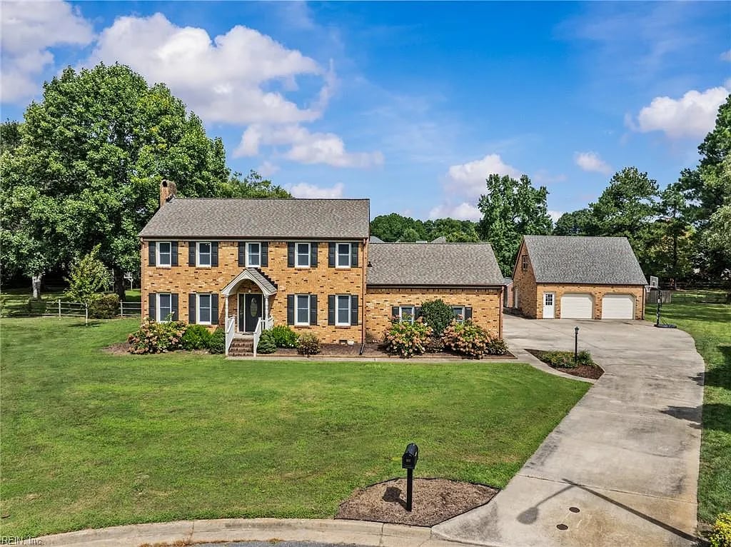 900 Brookedale Ct