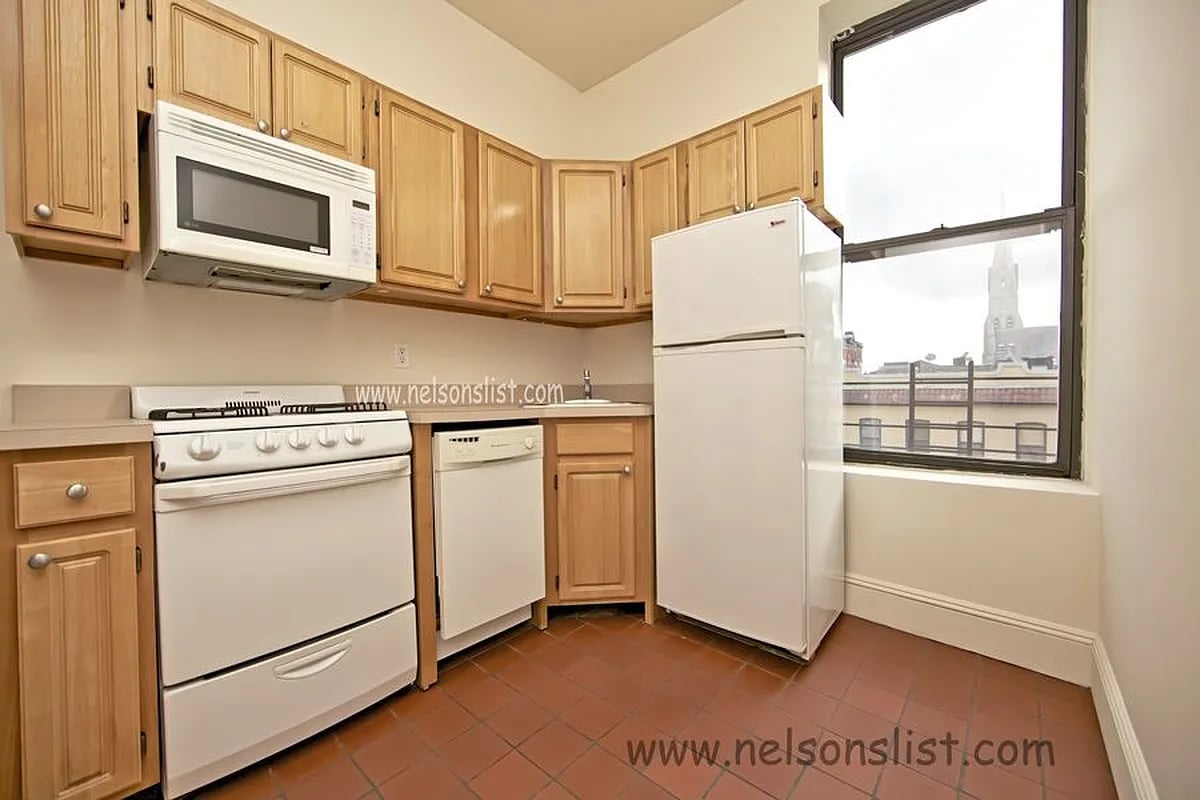 7th Ave and Union St