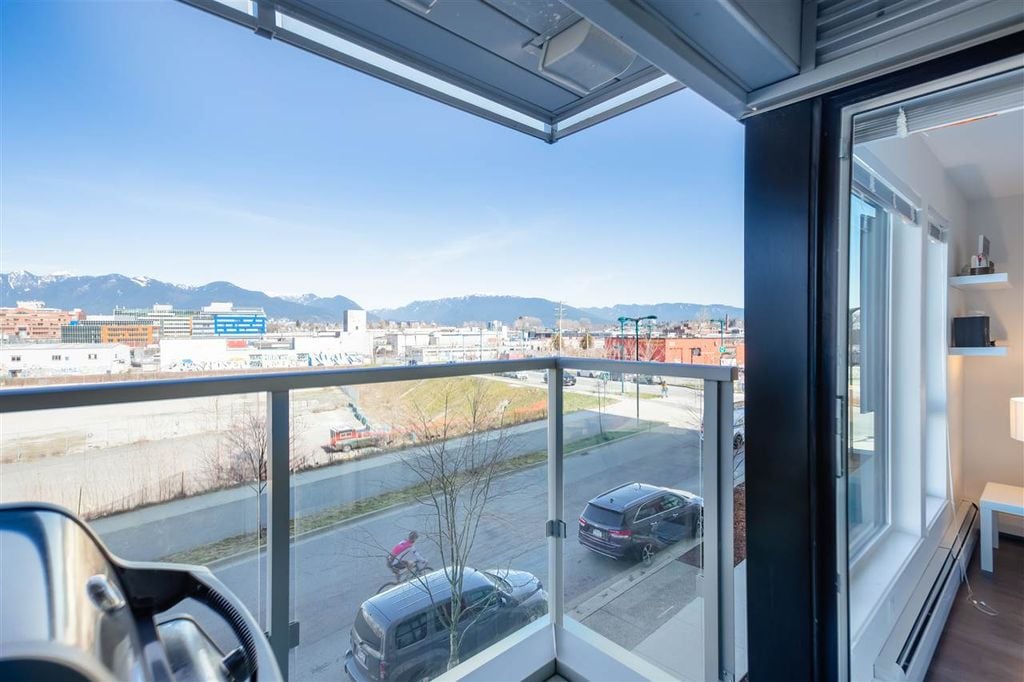 384 E 1st Ave, #312