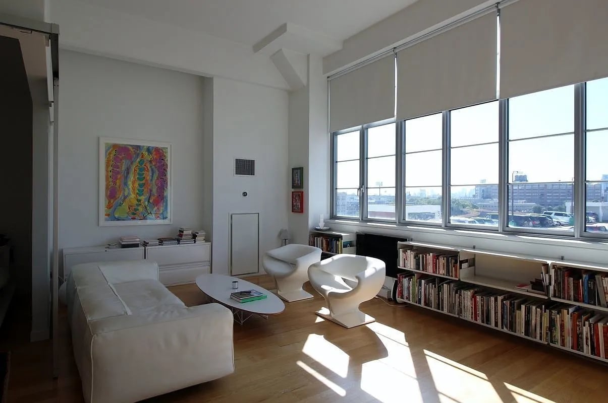 27-28 Thomson Ave #431