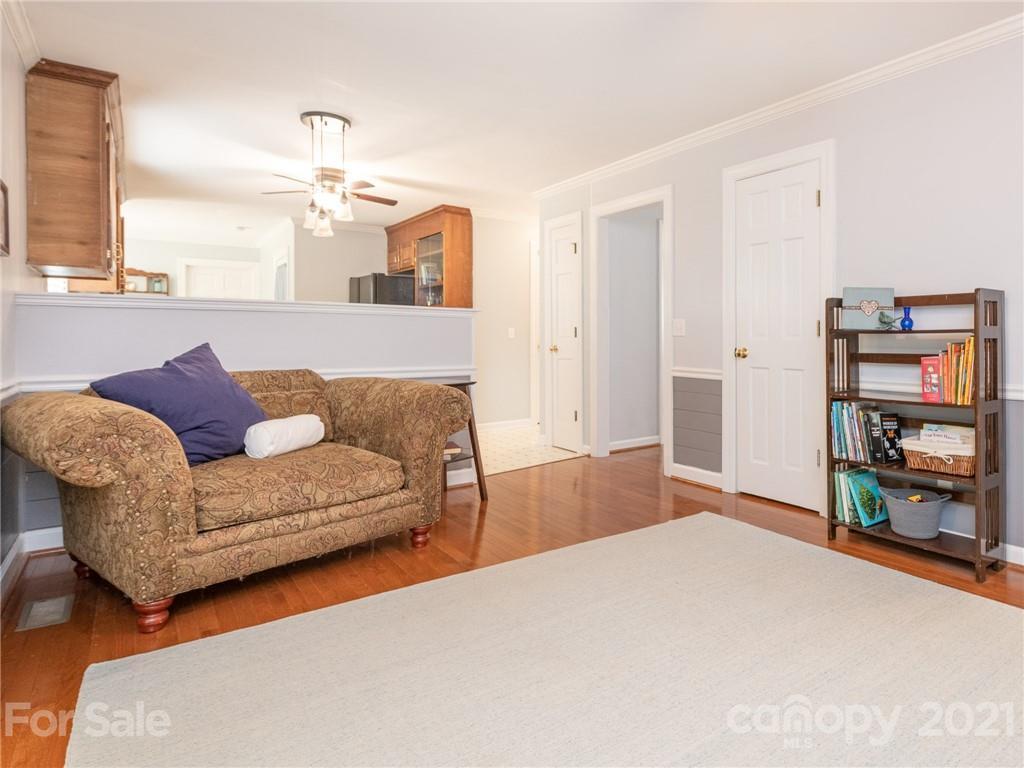 806 Chadbourne Ave