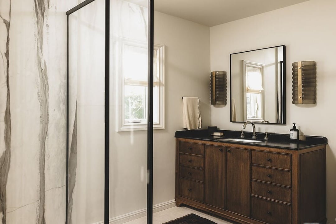 Nova Pavilion, El Cerrito Pl, 90068