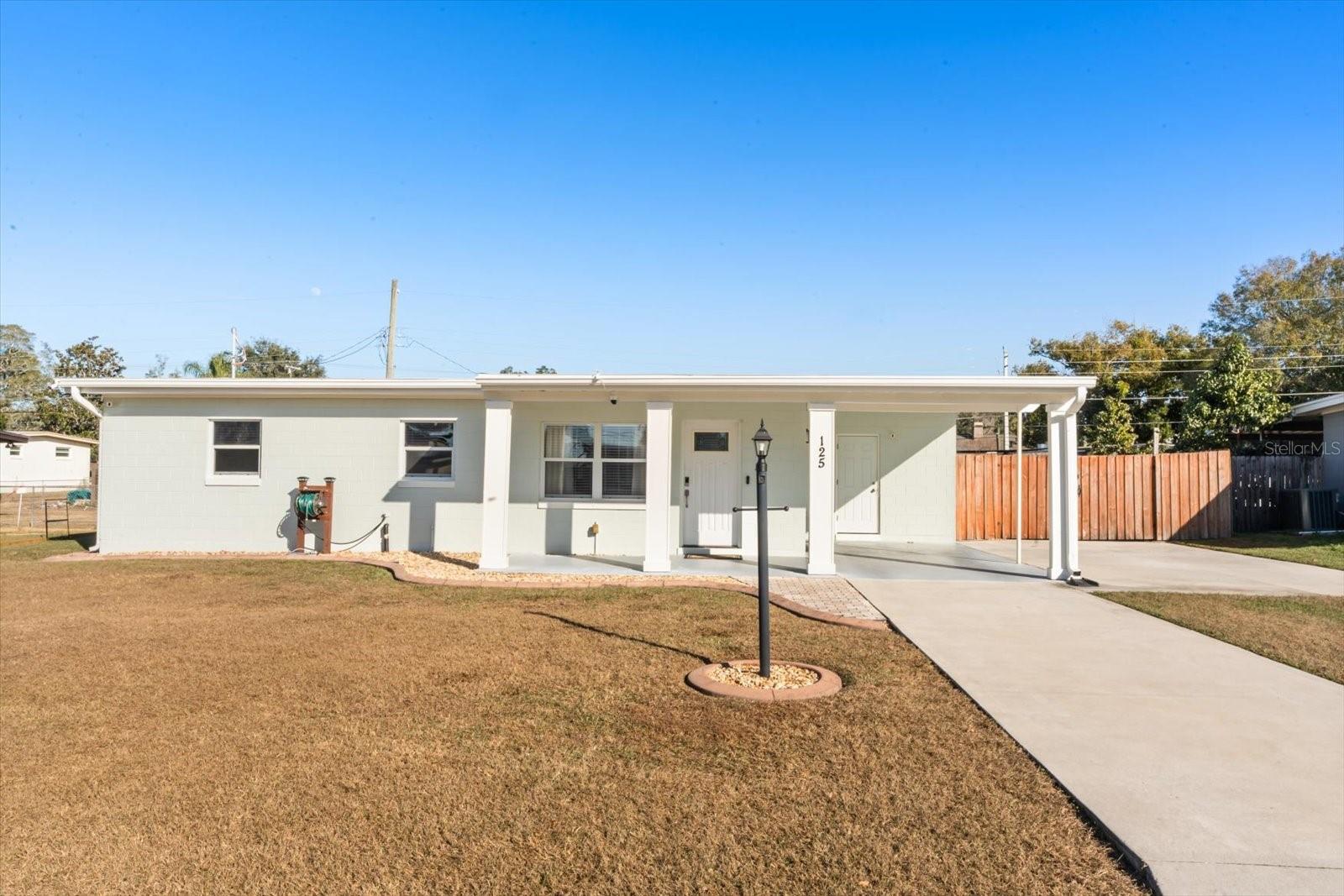 125 FAIRWAY DR