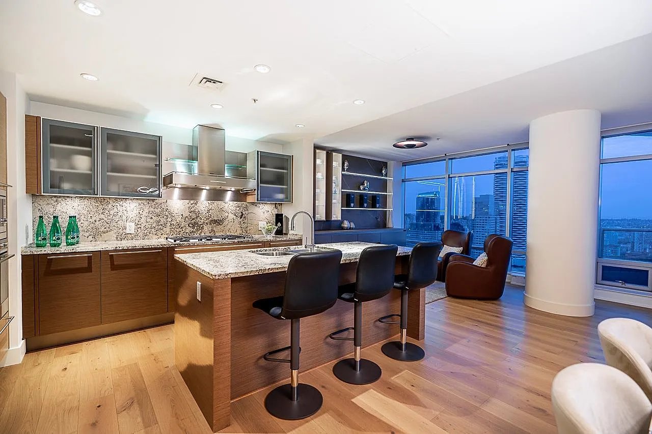1111 Alberni St, #3806