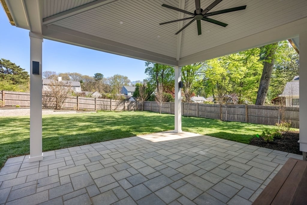 98 Beethoven Ave