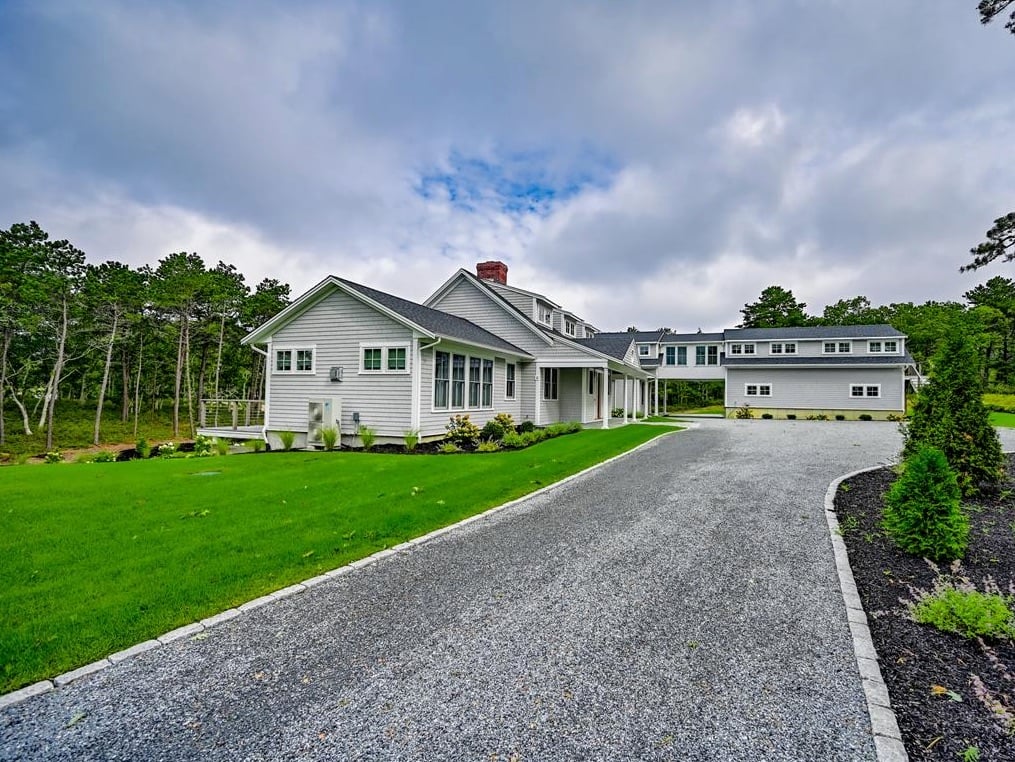12 Paddock Rd