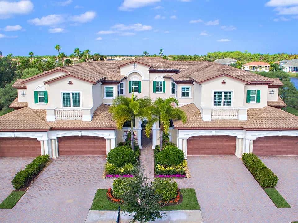 99 Tresana Blvd UNIT 7