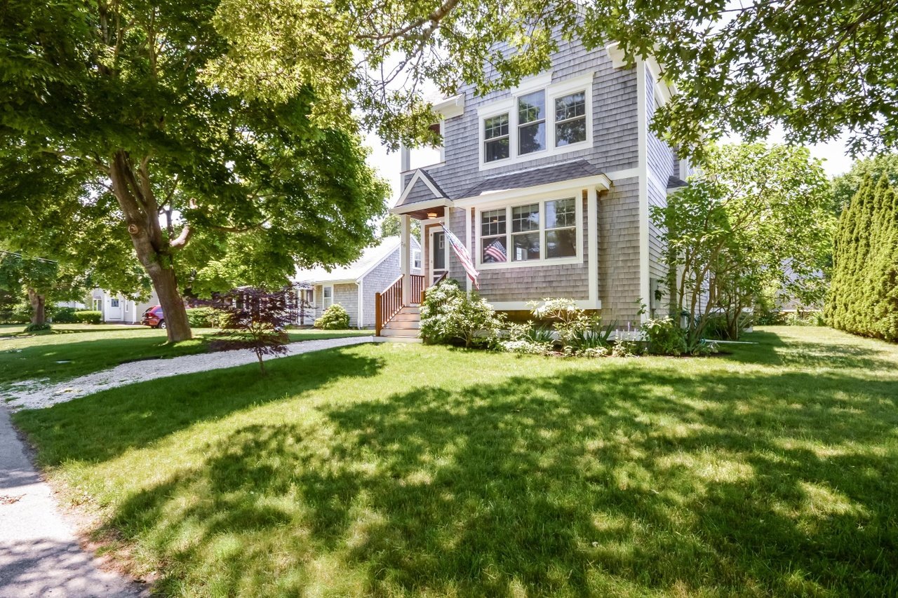 28 Massachusetts Ct