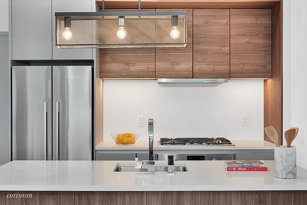 253 Tompkins Avenue #3B