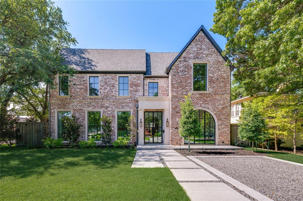 Dallas Luxury Living: Prestige, Comfort, and Growth in 2025