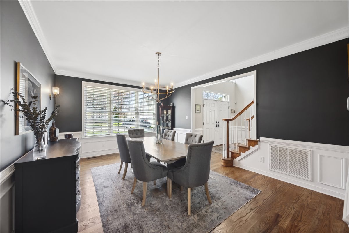 4513 Lake Summer Mews