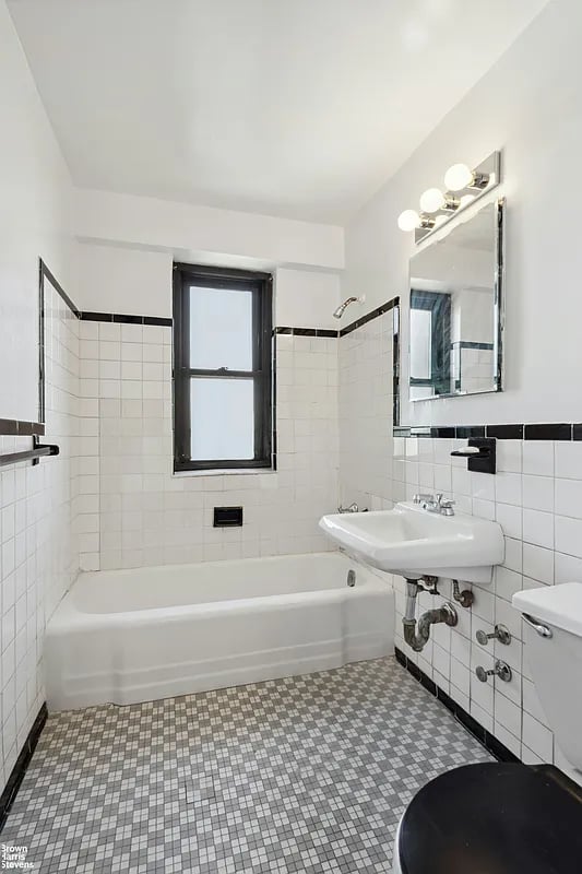 417 Grand St, #D1403