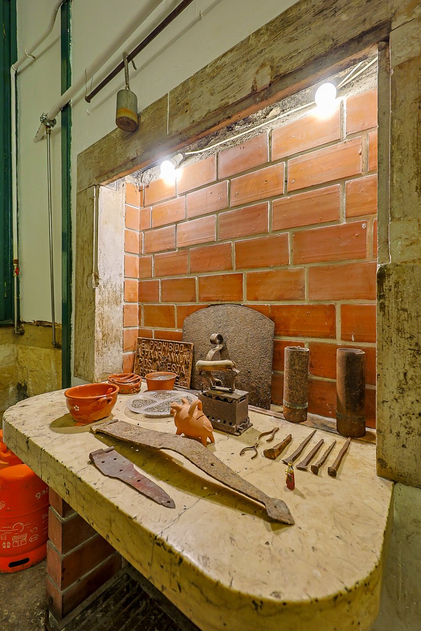 Quinta do Relógio: Historic 19th-Century Waterfront Palacete in Paço de Arcos, Oeiras