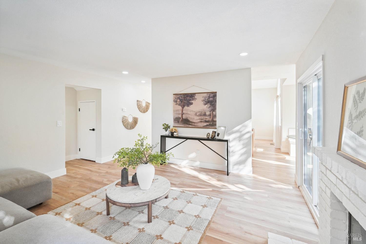 5050 Lakeview Circle
