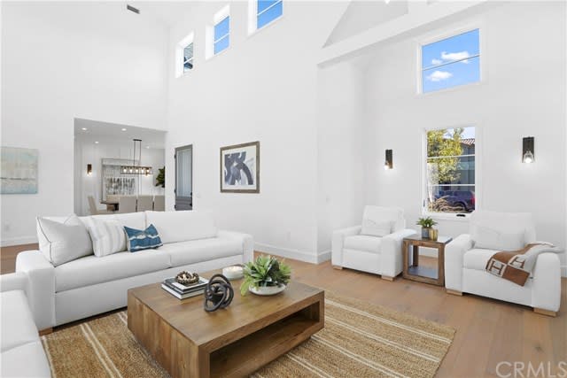 417 Holmwood, Newport Beach