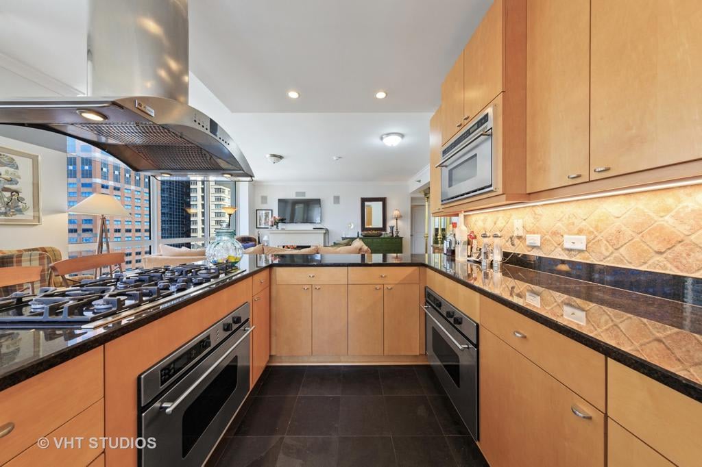 55 E Erie St #1901